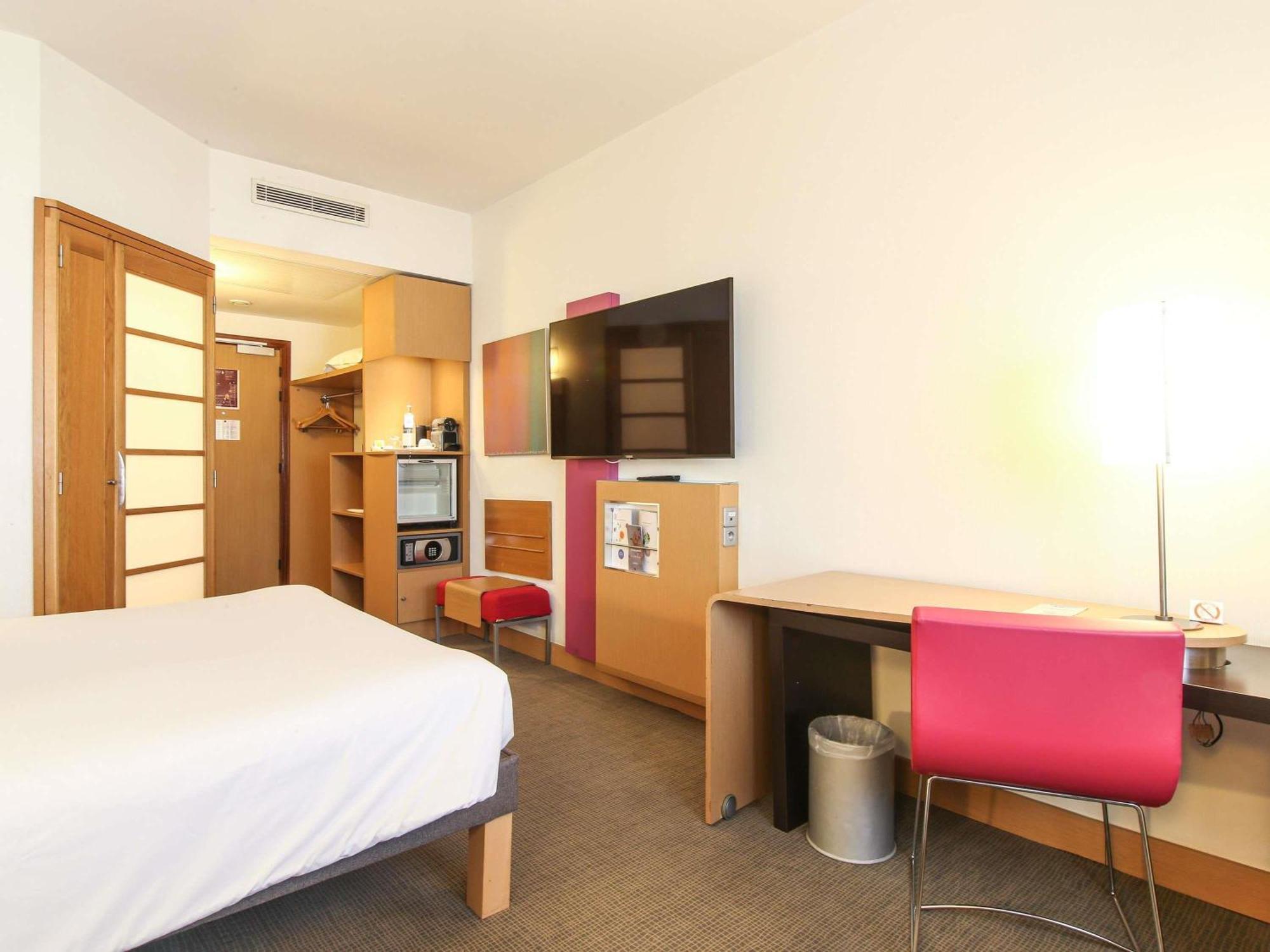 Novotel Hotel 4*